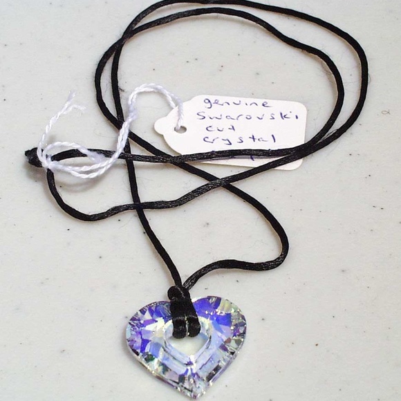 SWAROVSKI CRYSTAL “MISS-U” HEART PENDANT NECKLACE, 22 INCHES, GENUINE SWAROVSKI, - Picture 2 of 2